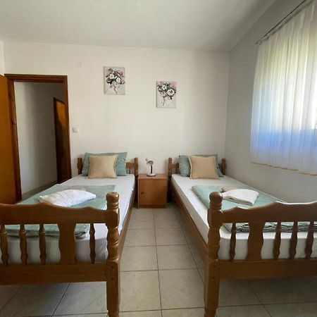 Apartments Mira Neum Esterno foto