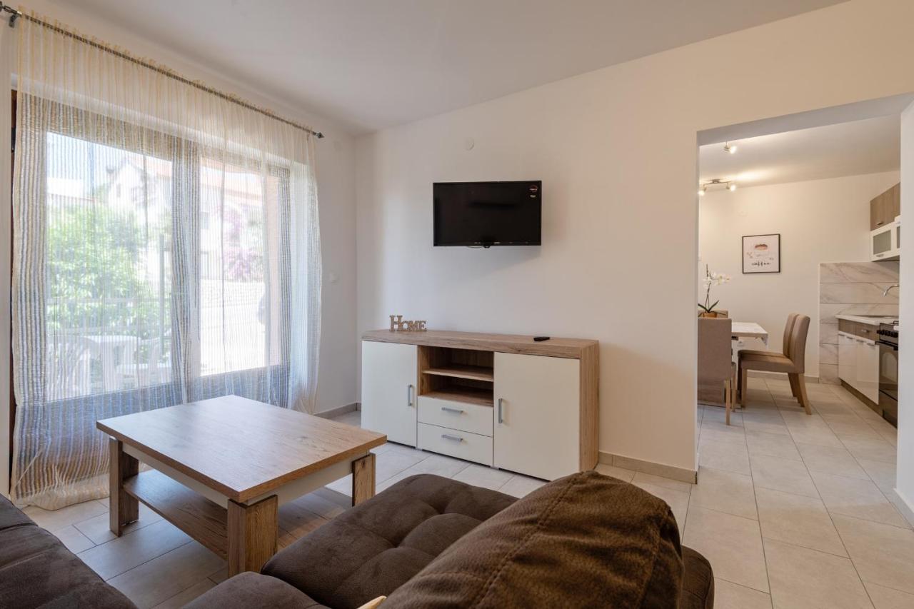 Apartments Mira Neum Esterno foto